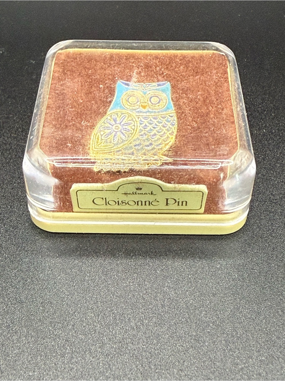 Vintage Hallmark Blue Cloisonne Gold tone OWL Figure Pin Brooch Enamel